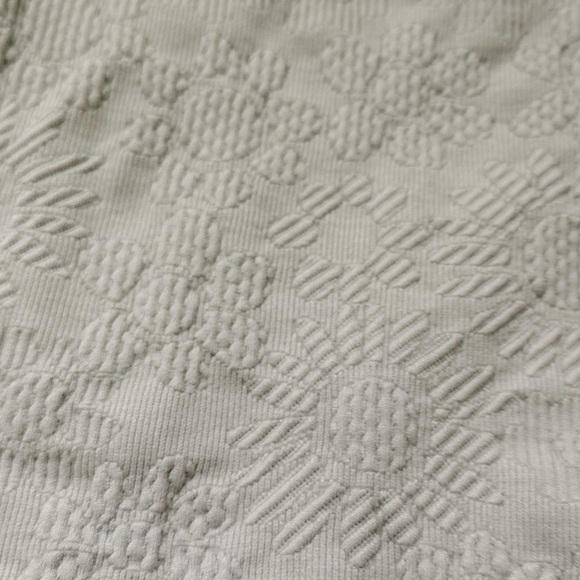 Pale green aerie sports bra size XL - Picture 5 of 5